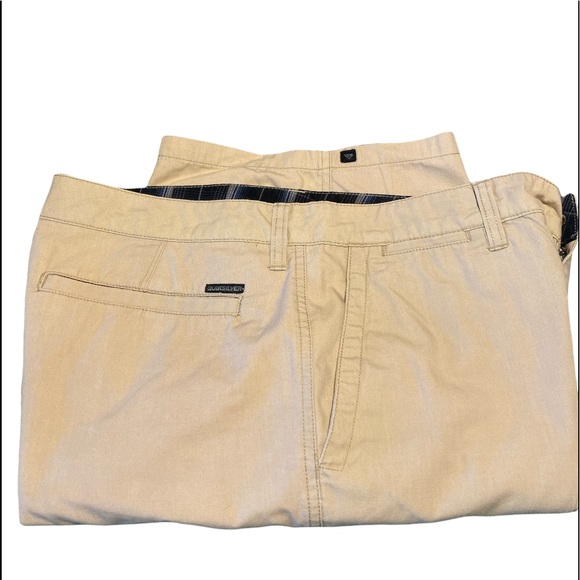 Quiksilver Other - Quicksilver men’s shorts. Size 32.